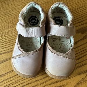 Livie & Luca Size 9 Toddler Mary Janes